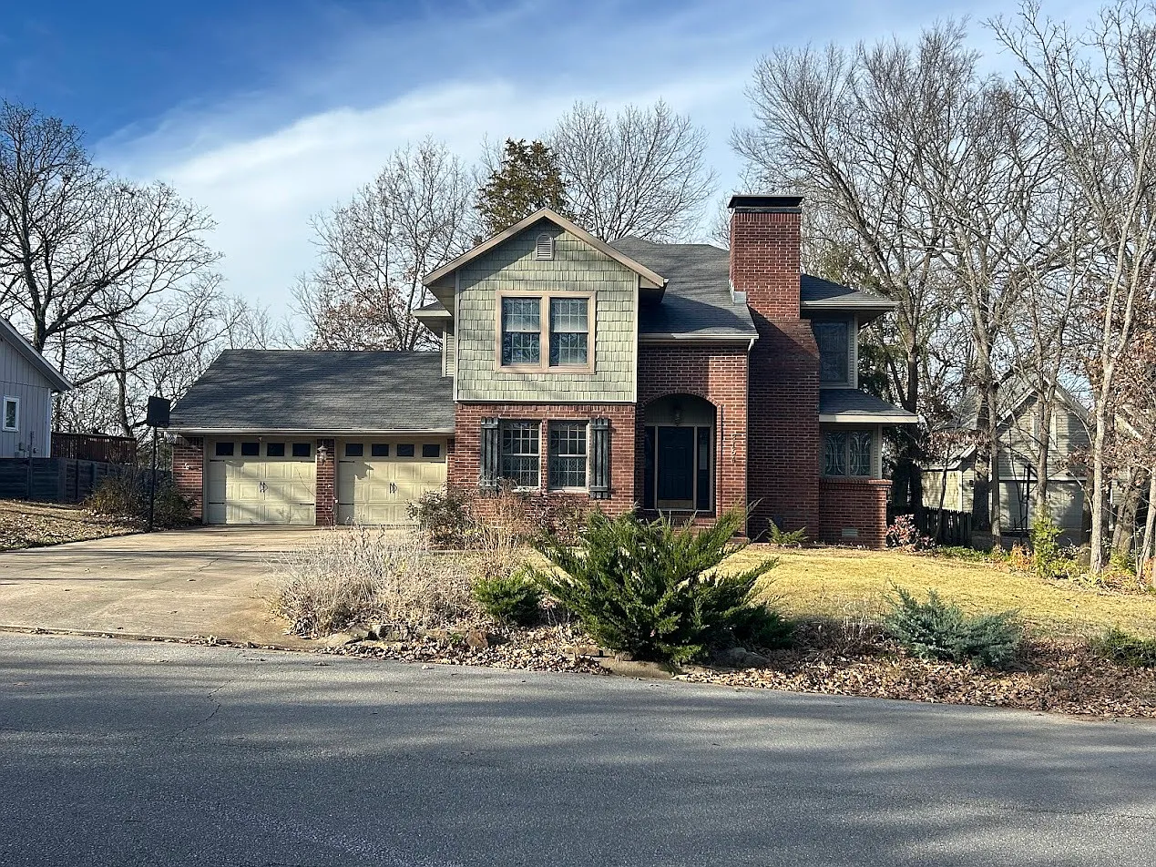 3164 N. Katherine Avenue - 1 — Photo 1