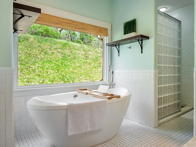 33 Silver Spoon Dr — Photo 9