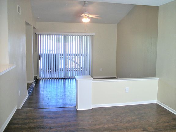 5th image of 486 N Pin Oak 310 Pl
