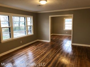 1923 Briar Ridge Rd, Tupelo, MS 38804