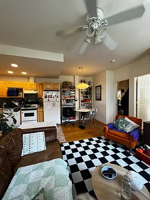 Rented by R New York | media 2