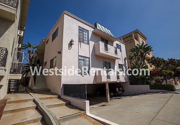 2nd image of 11727 Mayfield Ave APT 2