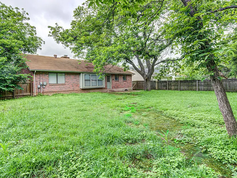 12111 Missel Thrush Ct — Photo 22