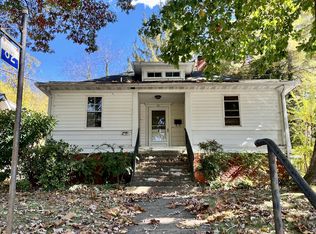 82 Hanover St, Asheville, NC 28806