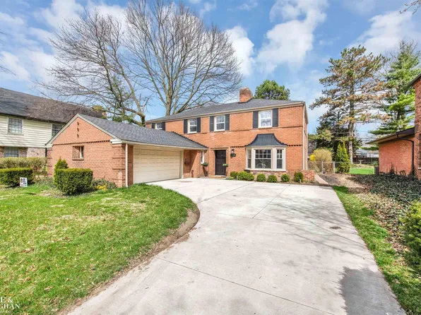 538 Lakeland St, Grosse Pointe, MI 48230
