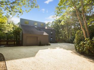 1 Deer Path, East Quogue, NY 11959