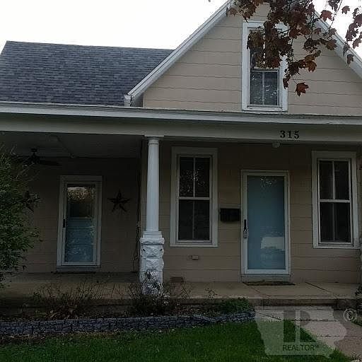 2nd image of 315 Broadway St