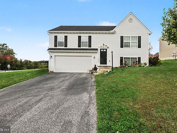 2nd image of 195 Bryn Way