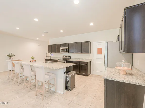 36467 W PAMPOLOMA Avenue, Maricopa, AZ 85138