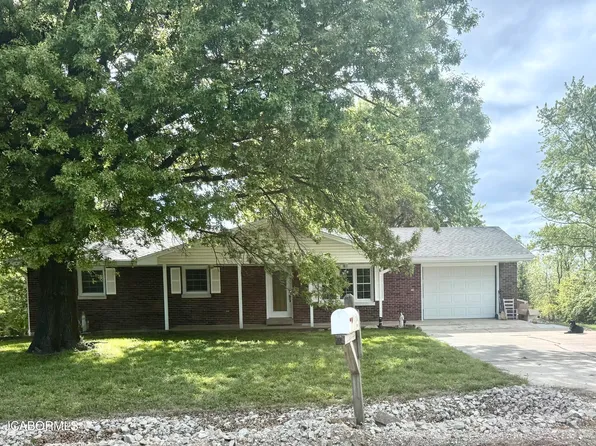 729 County Road 621, Linn, MO 65051