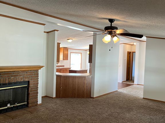 2nd image of 307 Sweet Briar Dr