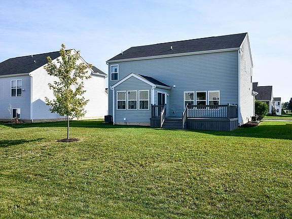 4th image of 2057 Derby Dr