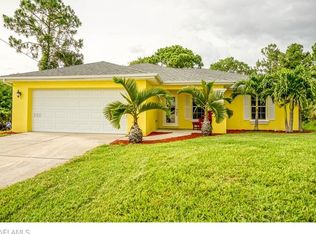 1521 S Gator Cir, Cape Coral, FL 33909
