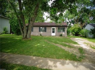 9072 Store Dr, Windham, OH 44288