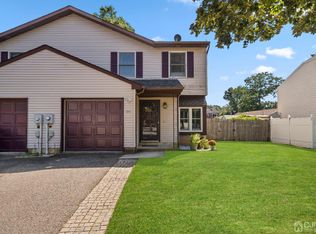 1015 Pitt St, South Plainfield, NJ 07080