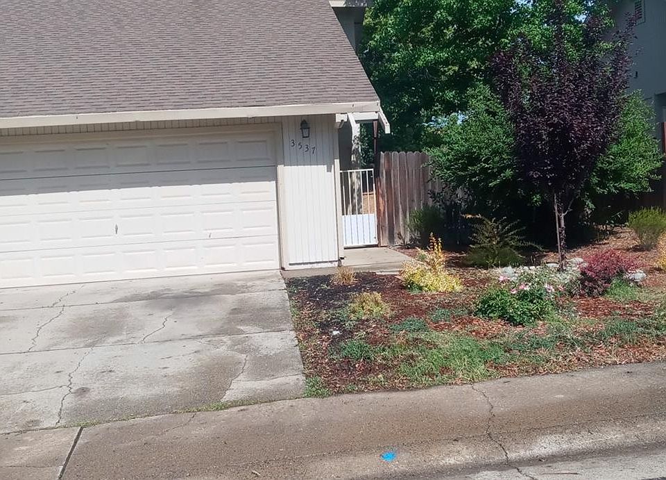 1st image of 3537 Sun Knoll Dr