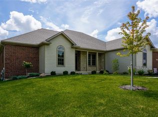 884 Foxfire Trl, Vandalia, OH 45377