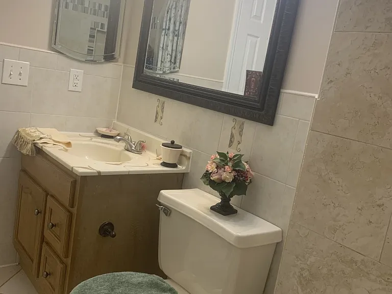 227 Lindsey Ct #1 — Photo 36