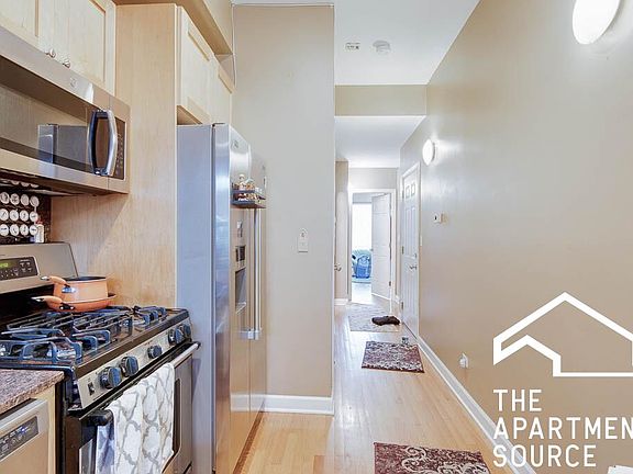 2nd image of 1629 W Grand Ave APT 2