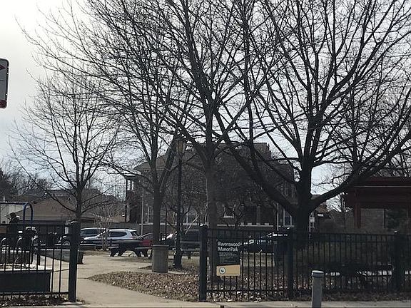 4th image of 3028 W Eastwood Ave APT 1