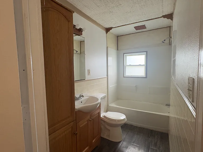 2634 Austin Ave — Photo 6