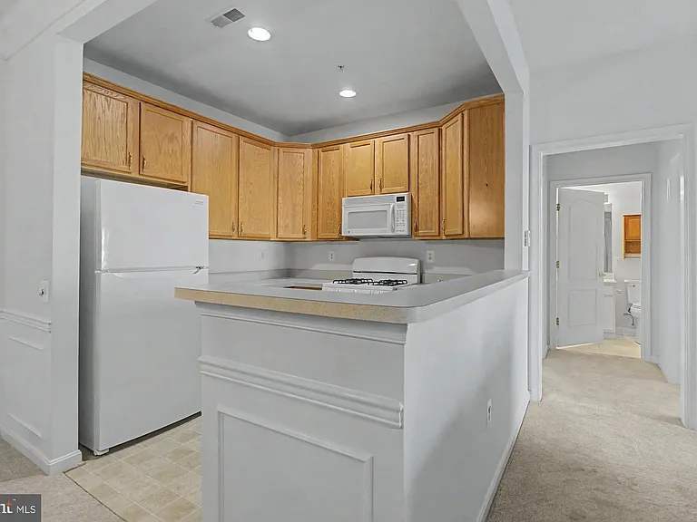 407 Aggies Cir #4-D — Photo 22