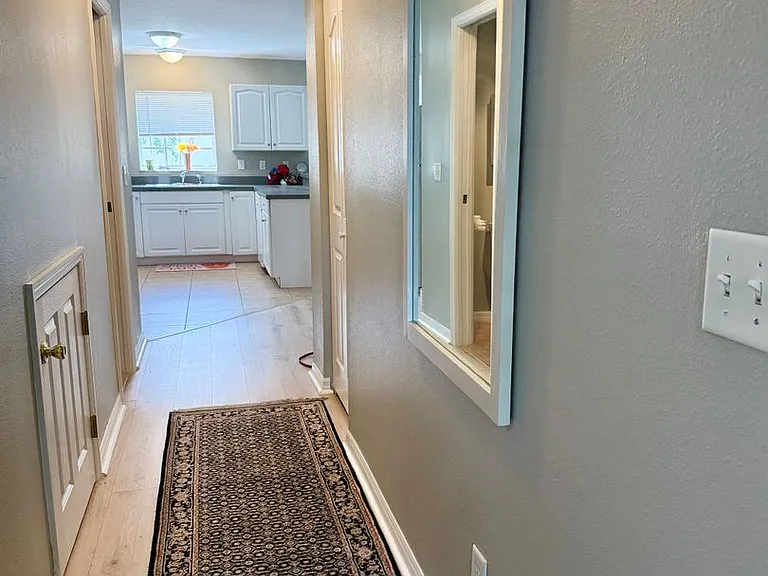 102 N Lady Mary Dr — Photo 14