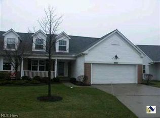 261 Heather Ln, Eastlake, OH 44095