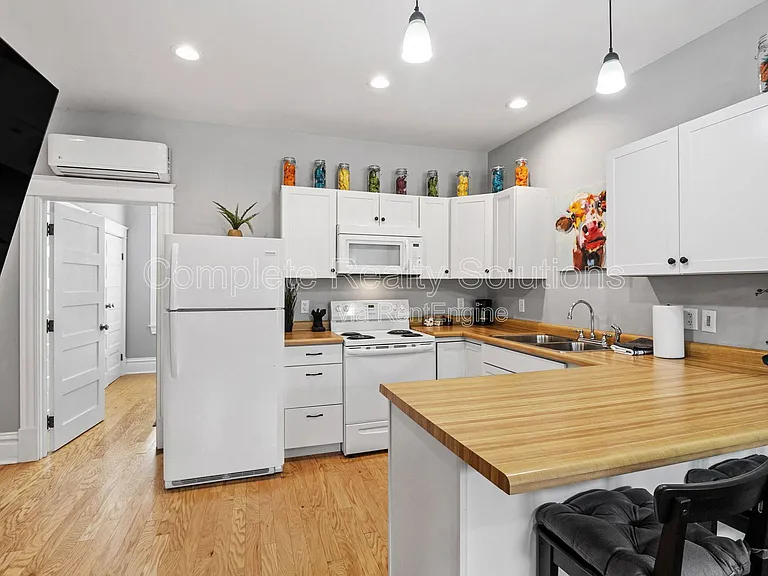 3665 S Broadway St #3665 — Photo 9