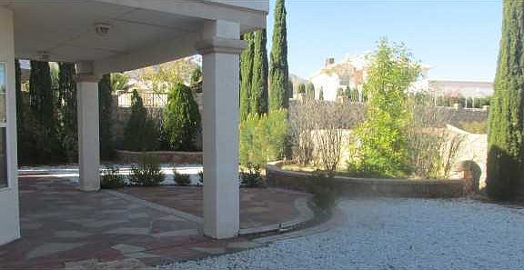 5th image of 4365 Loma Del Norte Dr