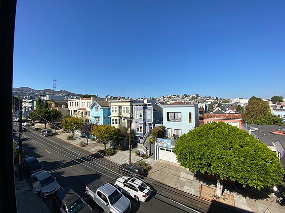 5th image of 135 Clipper St #12