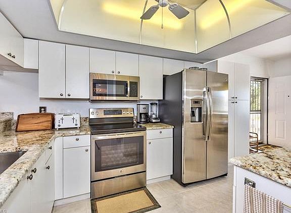 2nd image of 4040 Durango Ct Unit 201