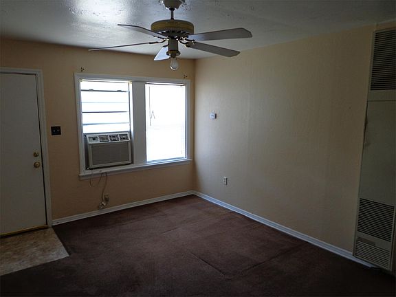 3rd image of 1214-1216 NW Ozmun Ave #1