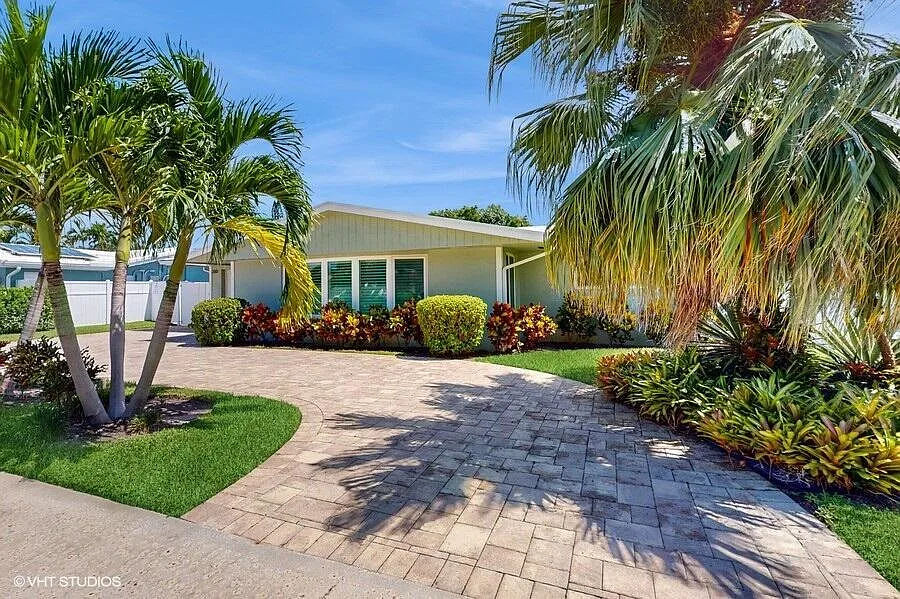 3 bed, 2.0 bath, 1783 sqft, $7,000 — Photo 3