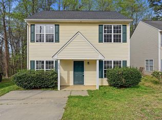 2826 Herndon Village Way, Raleigh, NC 27610