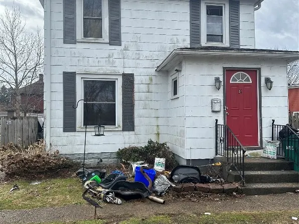 31 Goss Ave, Girard, PA 16417