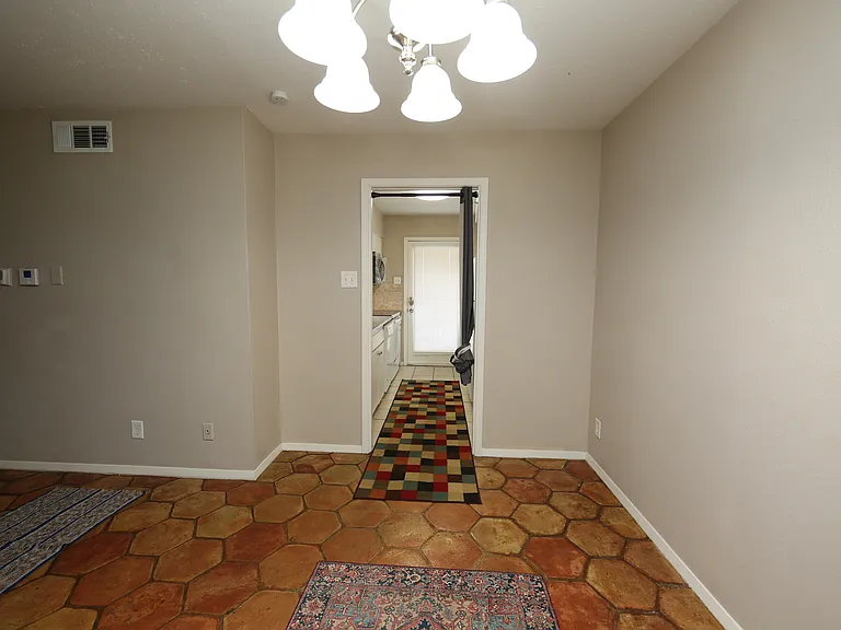 7727 Meadow Park Dr #111 — Photo 18