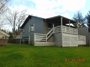 1012 S Shasta Ave, Eagle Point, OR 97524