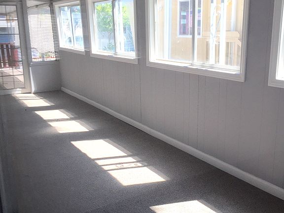 3rd image of 4126 W Point Ln
