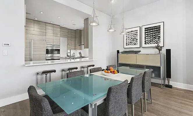 Sold by Compass | media 7