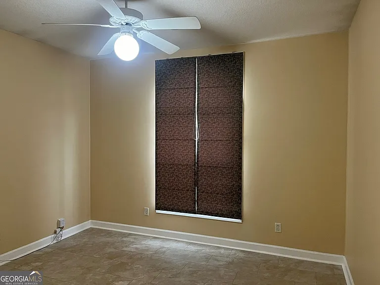 423 Cobblestone Way — Photo 10