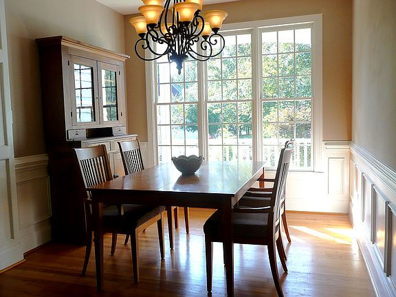 Formal dining room 