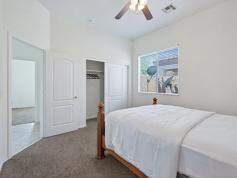 17846 W Buckhorn Dr — Photo 37