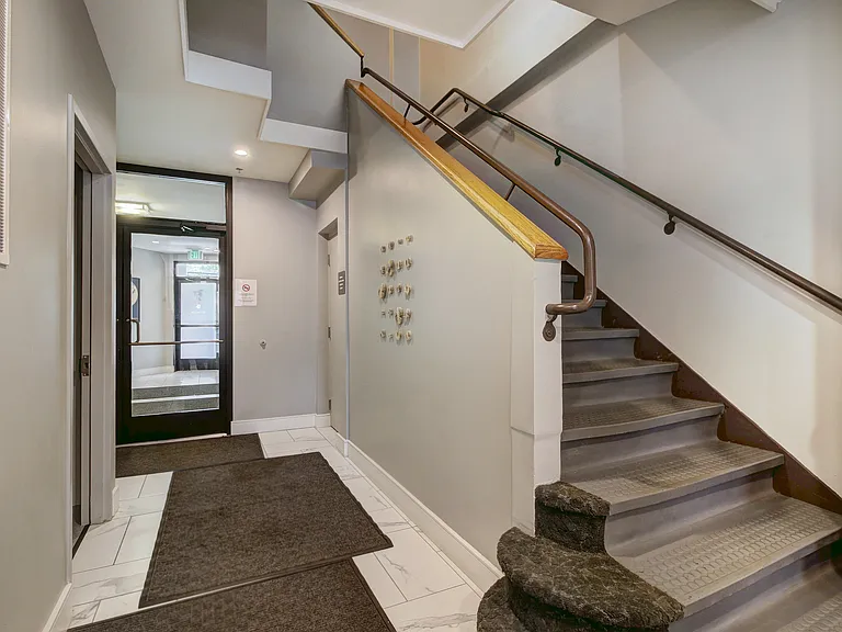 23 Central Ave — Photo 38