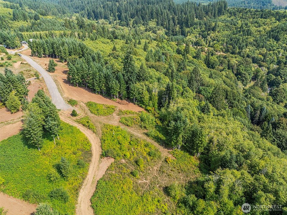 2nd image of 287 Bison Run Road