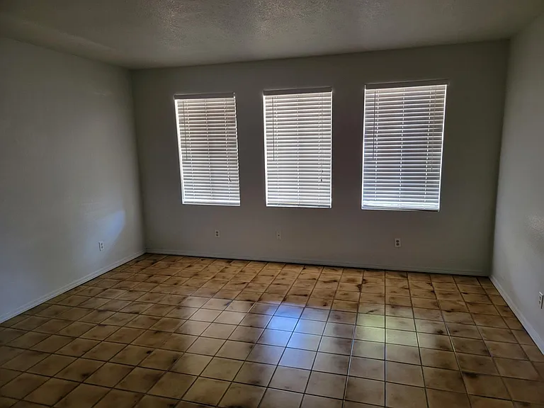 2240 S Elks Ln — Photo 5