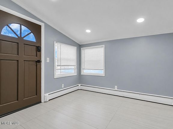 3rd image of 1712 Binnacle Road