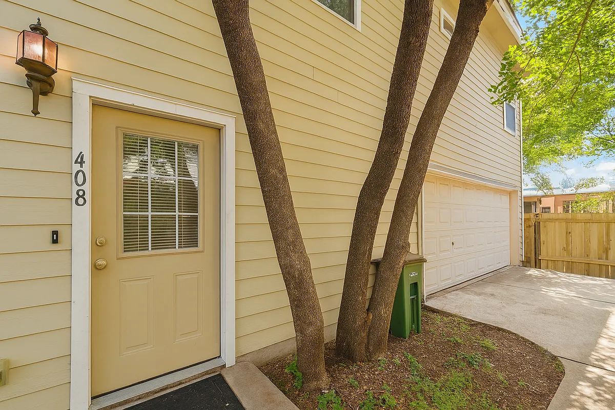 Building Photo - 408 Nelray Blvd #B