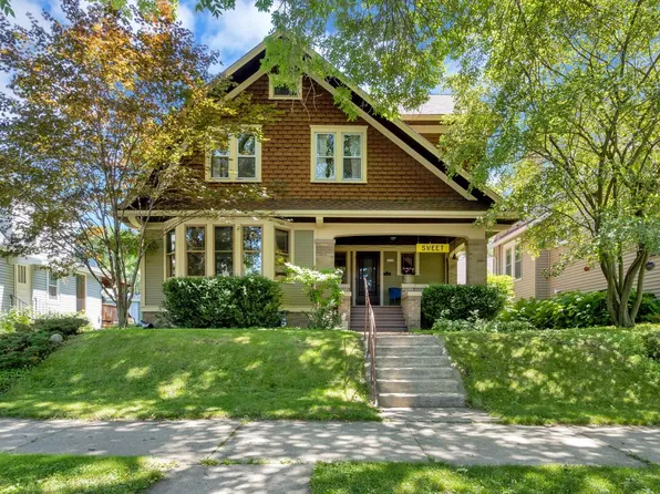 3336 South New York AVENUE, Milwaukee, WI 53207