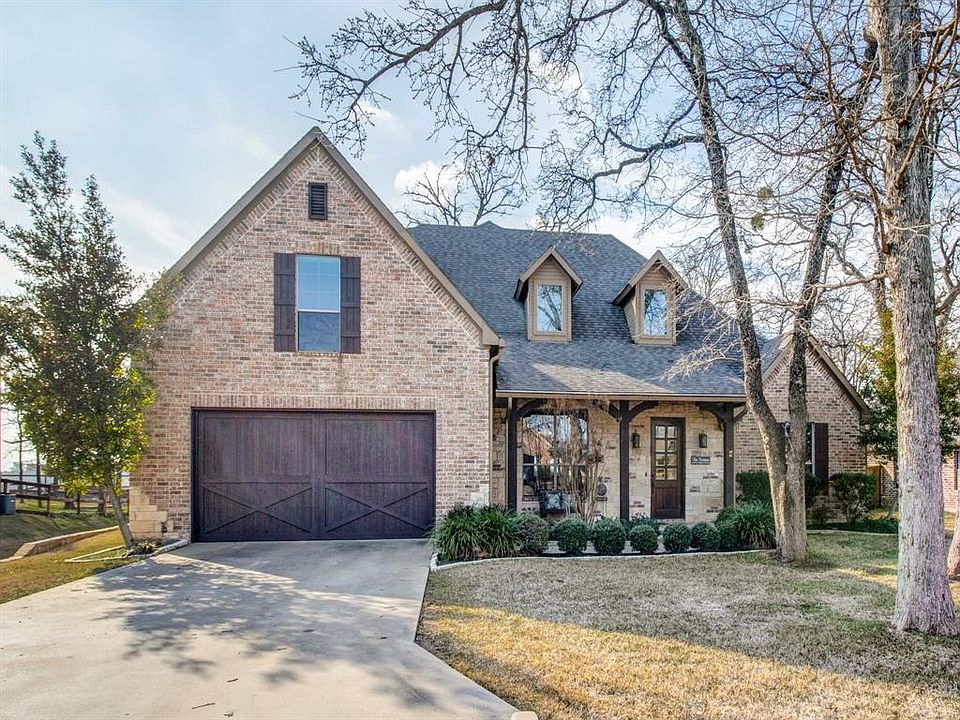 1st image of 110 Woodland Dr